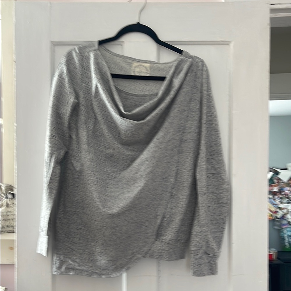 Gray Long Sleeve Drape Top